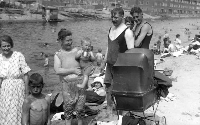 Les plages de Hollande dans les années 1910 à 1930 Les plages de Hollande dans les annees 1910 1930 2 Les-plages-de-Hollande-dans-les-annees-1910-1930-2