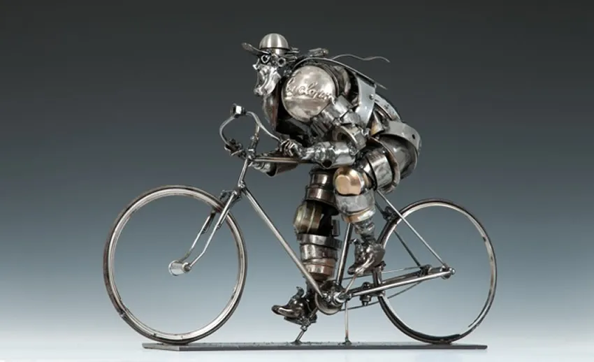 De magnifiques sculptures en recyclage de métaux automobile De magnifiques sculptures en recyclage de metaux james corbett 8 cycliste De-magnifiques-sculptures-en-recyclage-de-metaux-james-corbett-8-cycliste