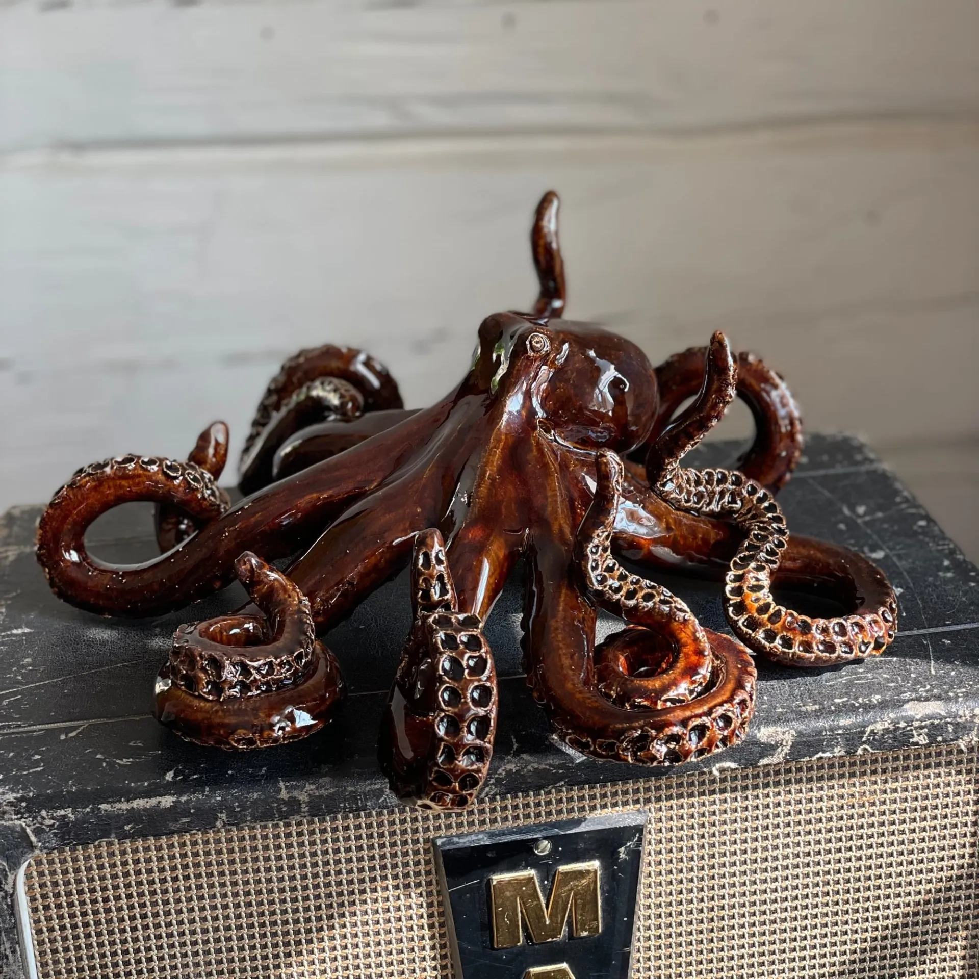 Les pieuvres en céramique de Mia Alajasko Les pieuvres en ceramique de Mia Alajasko 2 Les-pieuvres-en-ceramique-de-Mia-Alajasko-2