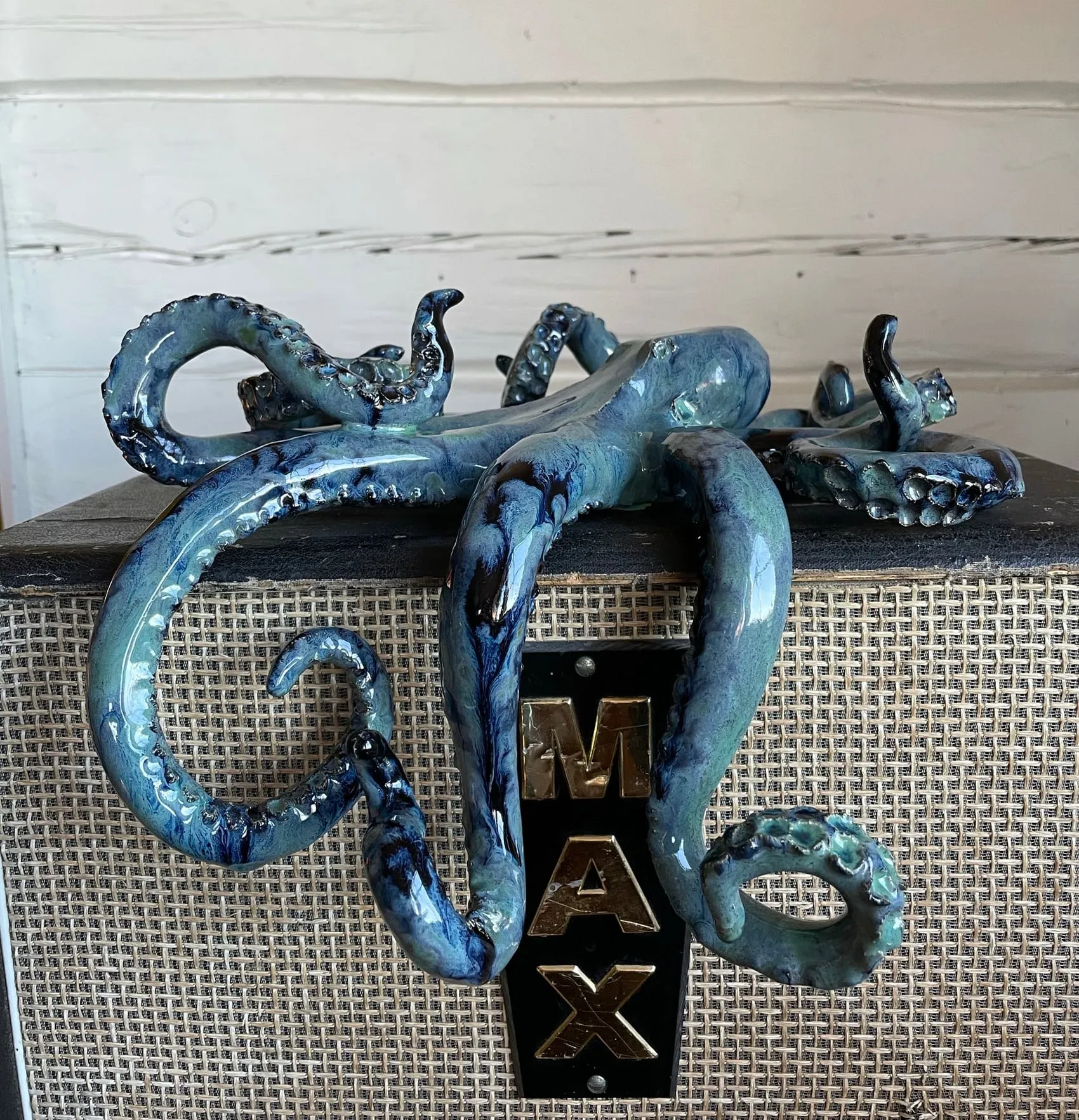 Les pieuvres en céramique de Mia Alajasko Les pieuvres en ceramique de Mia Alajasko 6 Les-pieuvres-en-ceramique-de-Mia-Alajasko-6