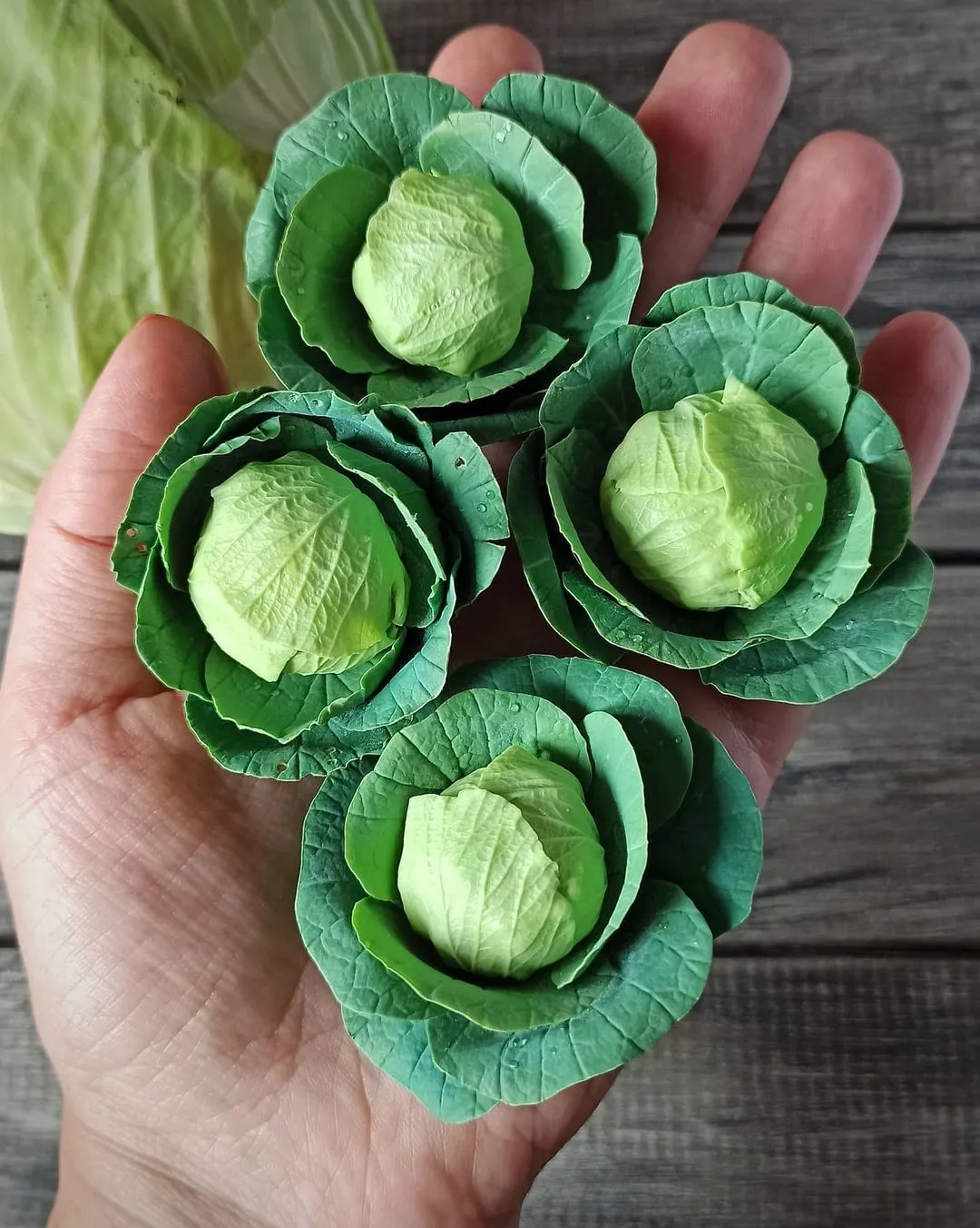 Des miniatures réalistes en argile des miniatures realistes en argile 25 chou des-miniatures-realistes-en-argile-25-chou