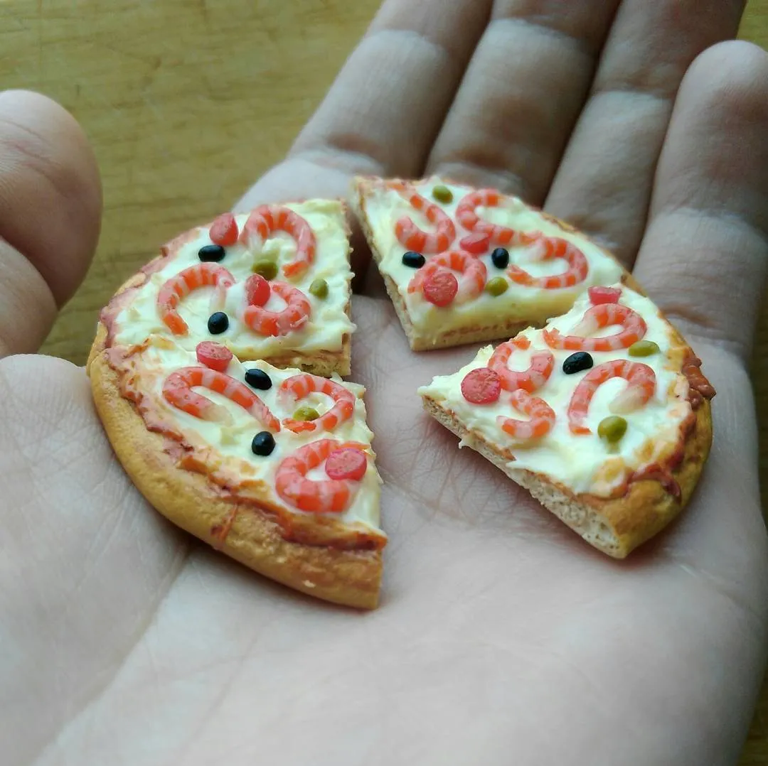 Des miniatures réalistes en argile des miniatures realistes en argile 3 pizza des-miniatures-realistes-en-argile-3-pizza