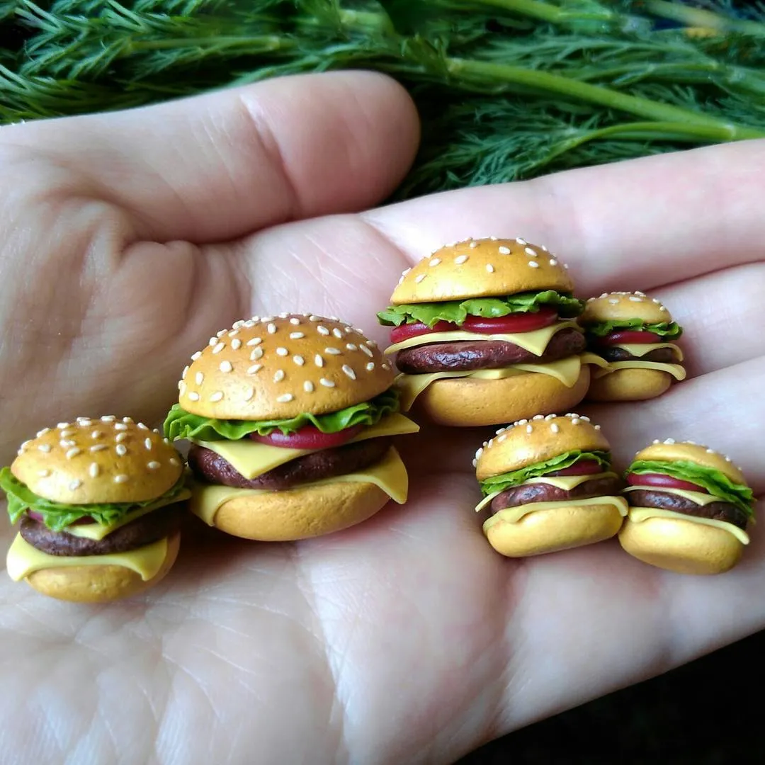 Des miniatures réalistes en argile des miniatures realistes en argile 4 hamburger des-miniatures-realistes-en-argile-4-hamburger