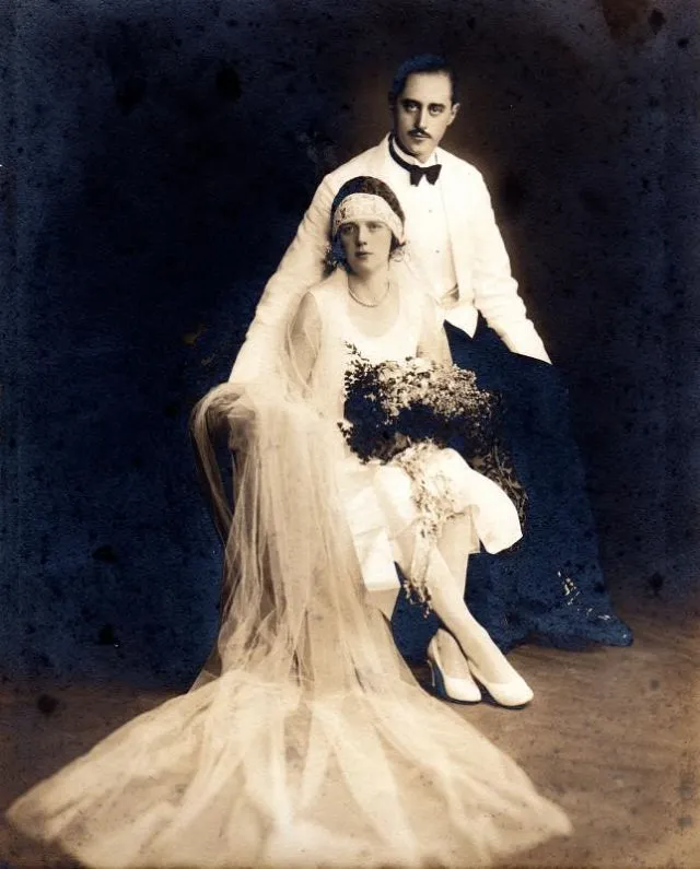 35 photos de couples à leur mariage dans les années 1920 35 photos de couples a leur mariage dans les annees 1920 maries 5 35-photos-de-couples--a-leur-mariage-dans-les-annees-1920-maries-5