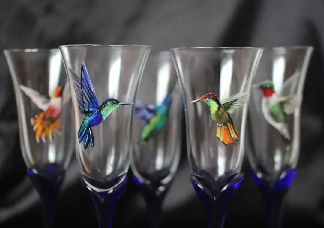 Des bocaux et des verres avec des peintures décoratives Des bocaux et des verres avec des peintures decoratives 39 colibris Des-bocaux-et-des-verres-avec-des-peintures-decoratives-39-colibris