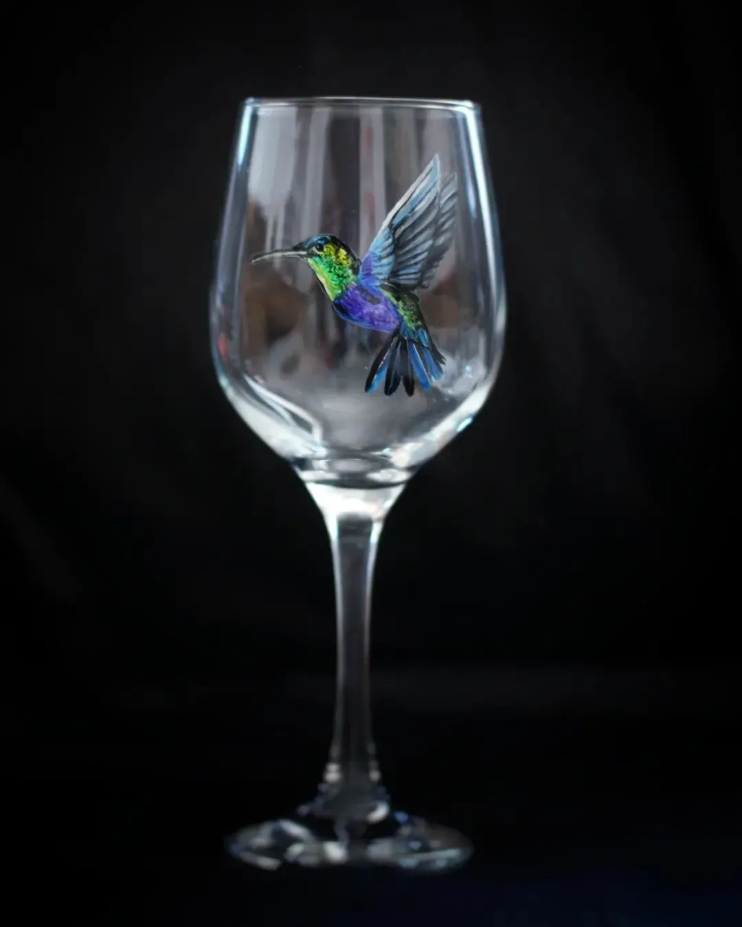 Des bocaux et des verres avec des peintures décoratives Des bocaux et des verres avec des peintures decoratives 8 oiseau Des-bocaux-et-des-verres-avec-des-peintures-decoratives-8-oiseau