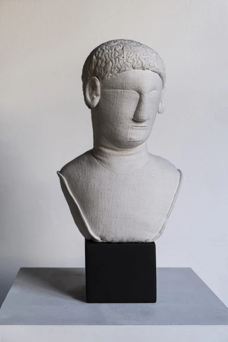 Des sculptures antiques en peluche par Sergio Roger Des sculptures antiques en peluche par Sergio Roger 11 Des-sculptures-antiques-en-peluche-par-Sergio-Roger-11