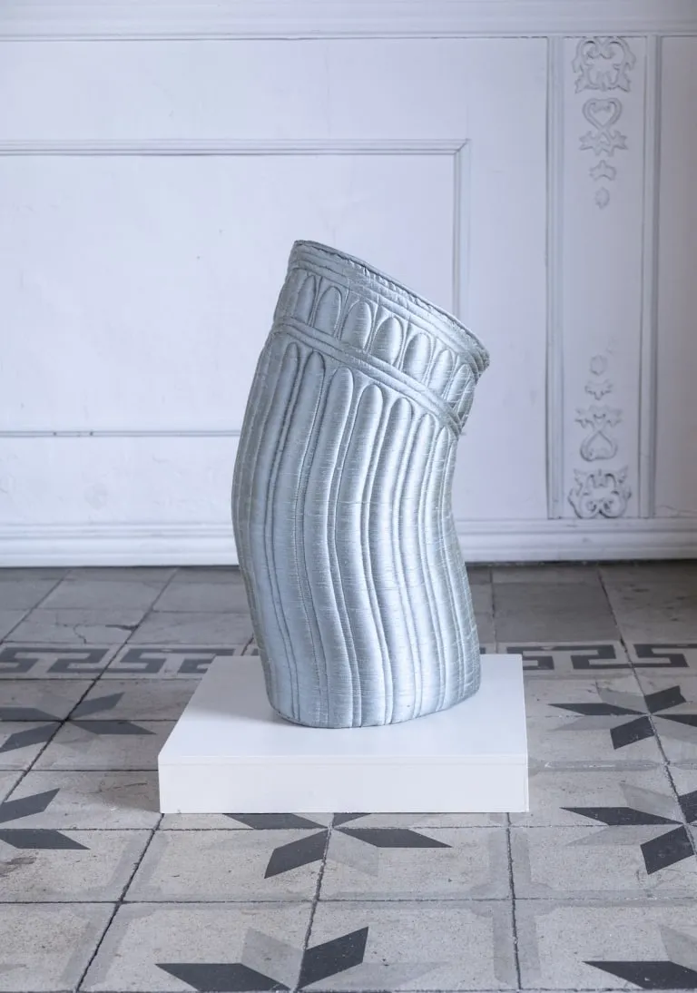 Des sculptures antiques en peluche par Sergio Roger Des sculptures antiques en peluche par Sergio Roger 13 Des-sculptures-antiques-en-peluche-par-Sergio-Roger-13