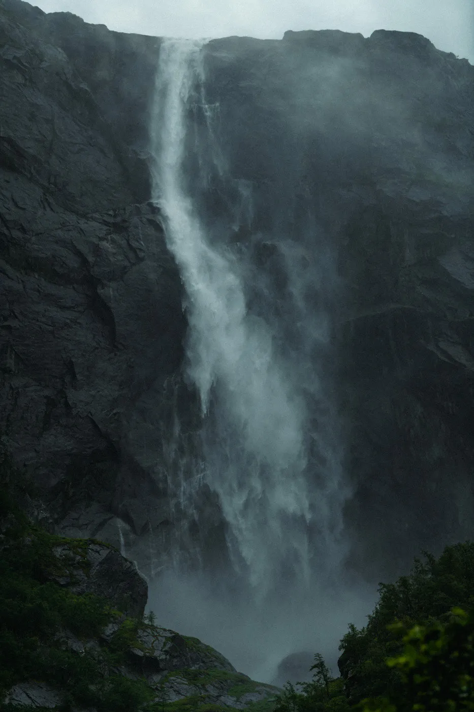 Farewell to summer - les paysages du fjord Eidfjord de Norvège à la fin de l'été Farewell to summer les paysages du fjord Eidfjord de Norvege a la fin de l ete 3 Farewell-to-summer-les-paysages-du-fjord-Eidfjord-de-Norvege-a-la-fin-de-l-ete-3