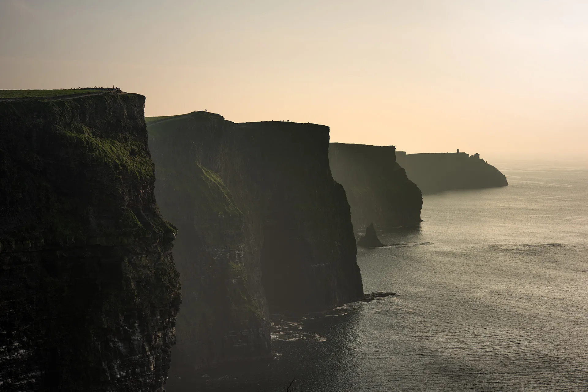 Les falaises de Moher en Irlande Les falaises de Moher burren Irlande tour obrien 9 Les-falaises-de-Moher-burren-Irlande-tour-obrien-9
