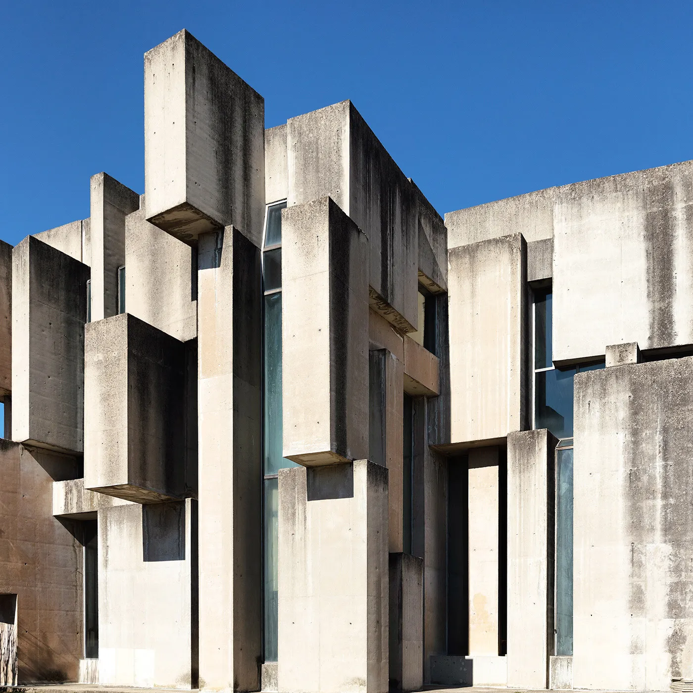 Vienna Calling - architecture de Vienne en Autriche Vienna Calling architecture de Vienne en Autriche eglise wotruba Vienna-Calling-architecture-de-Vienne-en-Autriche-eglise-wotruba