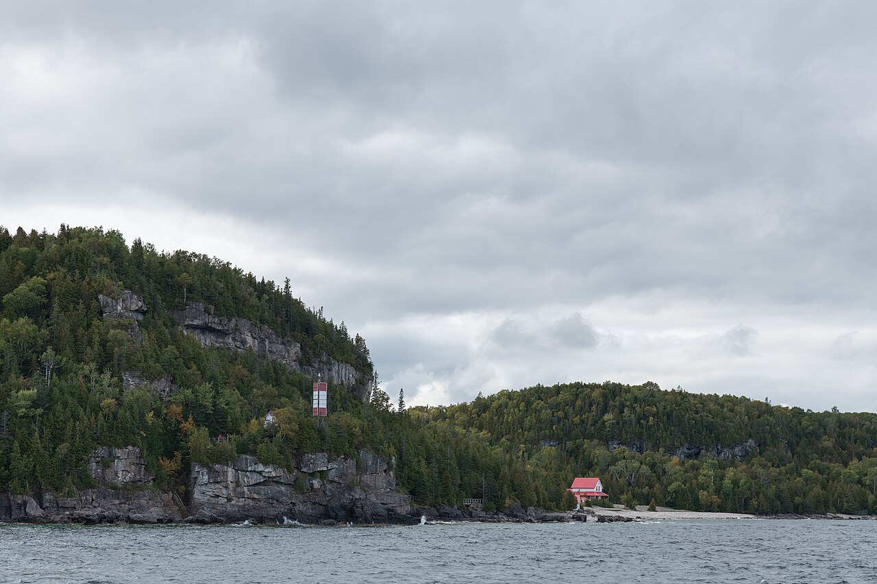 flowerpot island phare historique Station de phare historique de Flowerpot Island dans le parc marin Fathom Five