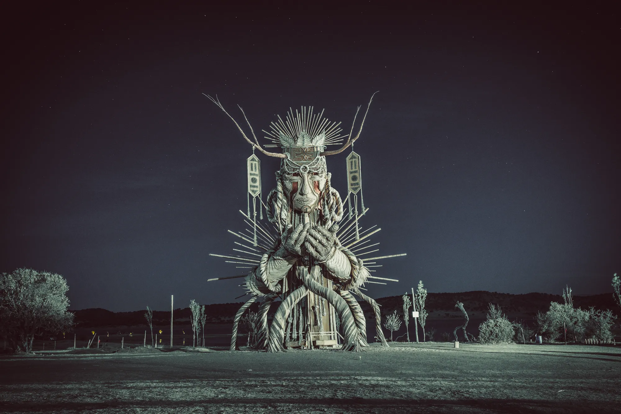 Les impressionnantes sculptures surréalistes de Daniel Popper les impressionnantes sculptures surrealistes de daniel popper BOOM Shaman les-impressionnantes-sculptures-surrealistes-de-daniel-popper-BOOM-Shaman