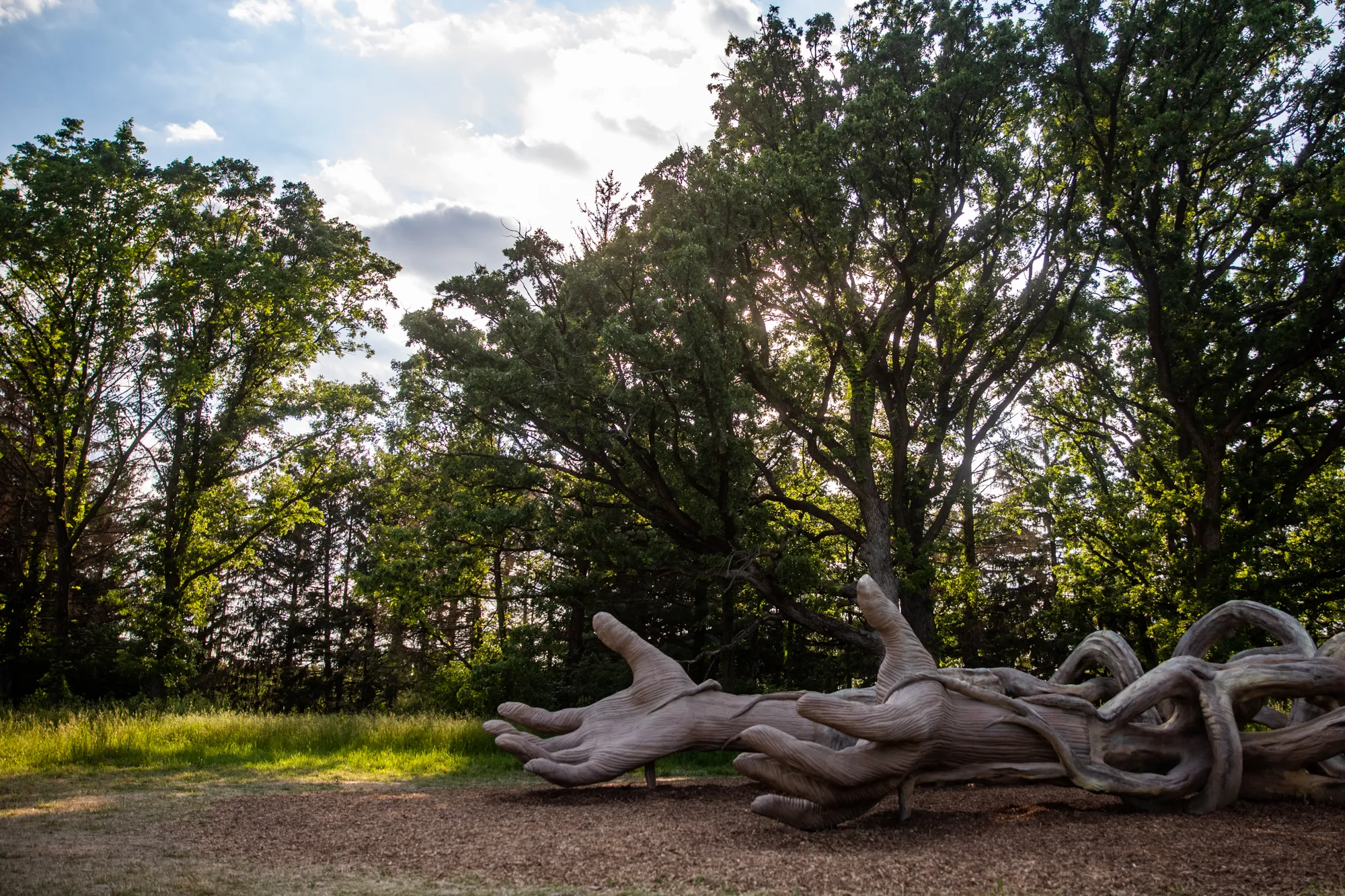 Les impressionnantes sculptures surréalistes de Daniel Popper les impressionnantes sculptures surrealistes de daniel popper Basilica 20 les-impressionnantes-sculptures-surrealistes-de-daniel-popper-Basilica-20
