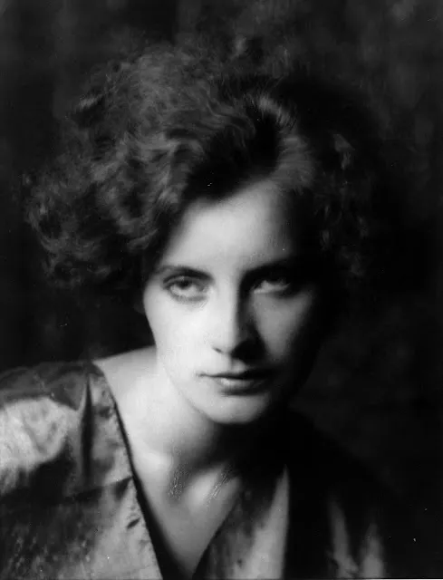 Quelques portraits de Greta Garbo en 1925 portraits de Greta Garbo en 1925 par Arnold Genthe 5 portraits-de-Greta-Garbo-en-1925-par-Arnold-Genthe-5