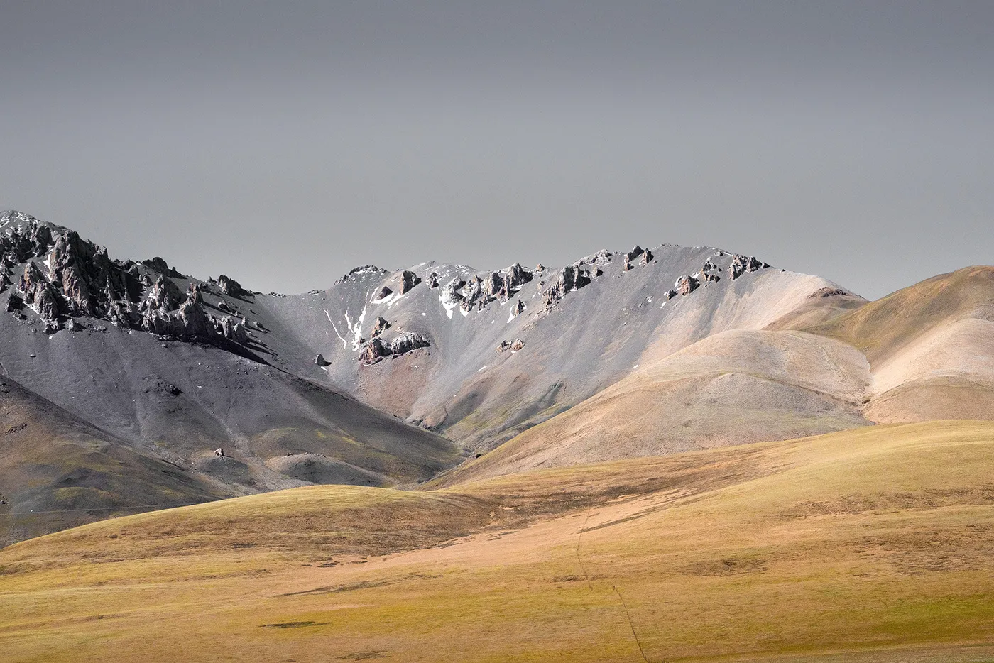 La beauté dépouillée et sauvage des plateaux de Ngari à l'ouest du Tibet La beaute depouillee et sauvage des plateaux de Ngari a l ouest du Tibet 3 La-beauté-depouillee-et-sauvage-des-plateaux-de-Ngari-a-l-ouest-du-Tibet-3