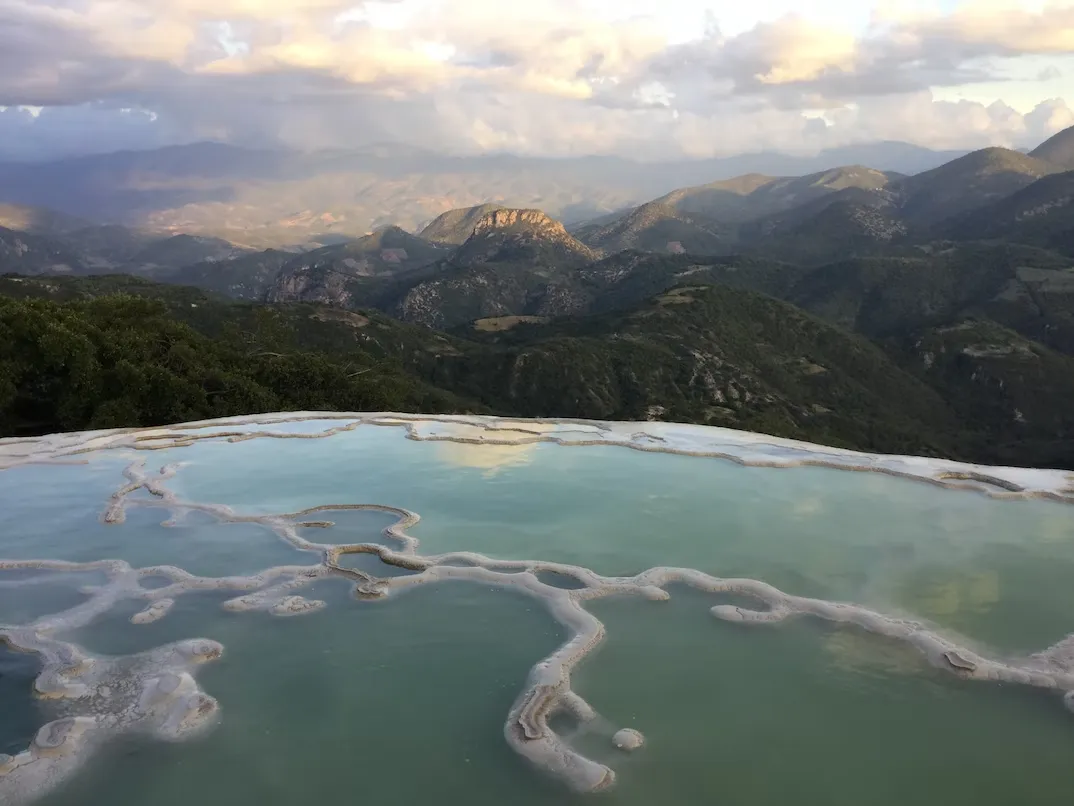 Les magnifiques cascades pétrifiées de Hierve el Agua les magnifiques cascades petrifiees de hierve el agua oaxaca mexique 5 les-magnifiques-cascades-petrifiees-de-hierve-el-agua-oaxaca-mexique-5
