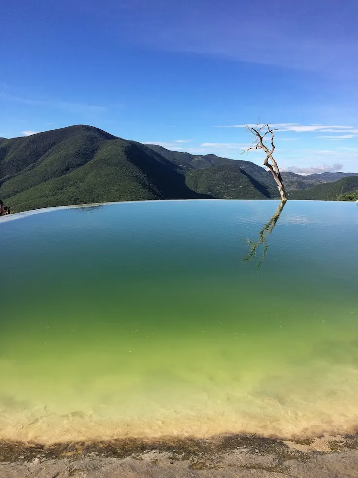 Les magnifiques cascades pétrifiées de Hierve el Agua les magnifiques cascades petrifiees de hierve el agua oaxaca mexique 6 les-magnifiques-cascades-petrifiees-de-hierve-el-agua-oaxaca-mexique-6