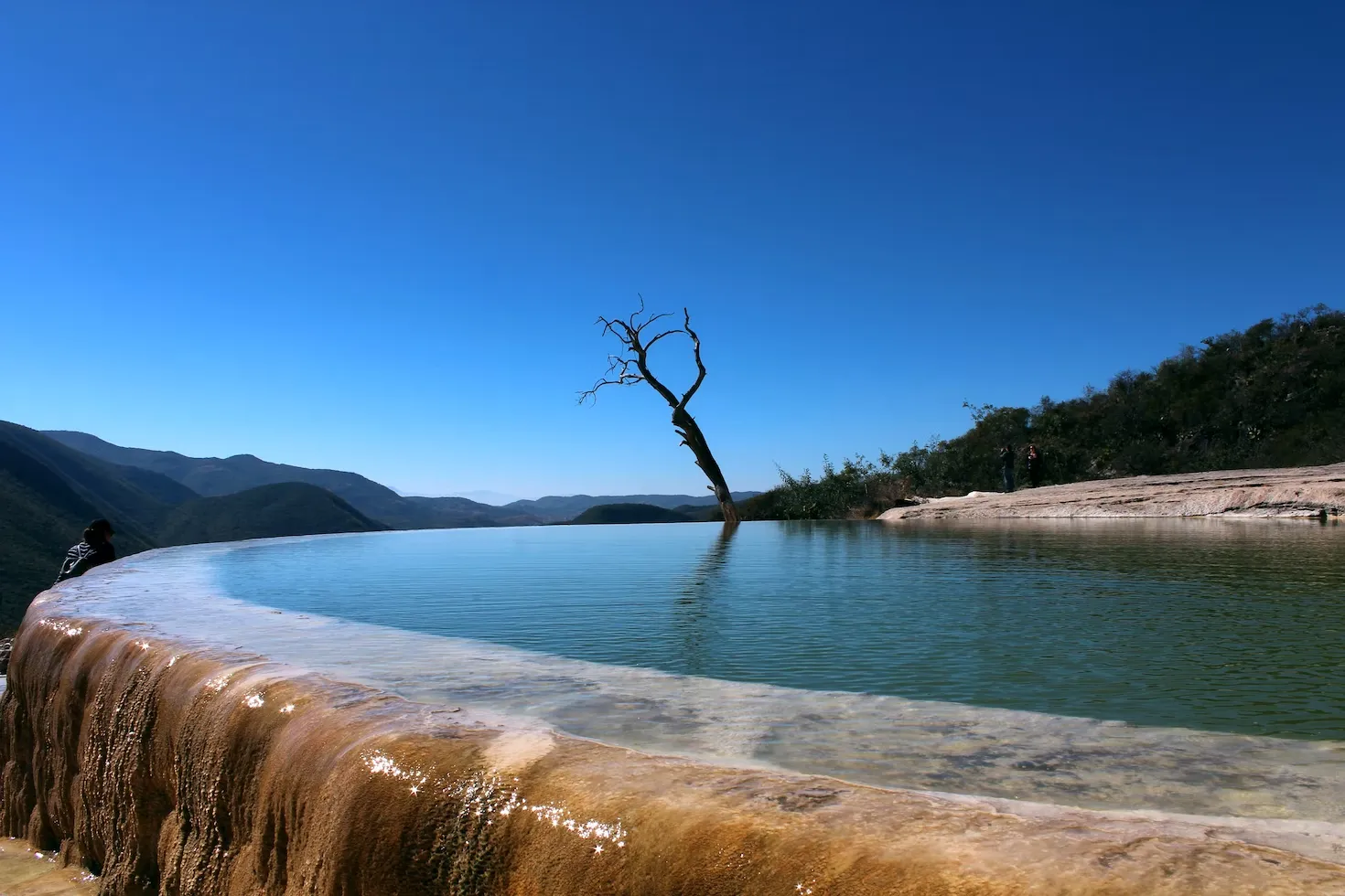 Les magnifiques cascades pétrifiées de Hierve el Agua les magnifiques cascades petrifiees de hierve el agua oaxaca mexique 8 les-magnifiques-cascades-petrifiees-de-hierve-el-agua-oaxaca-mexique-8