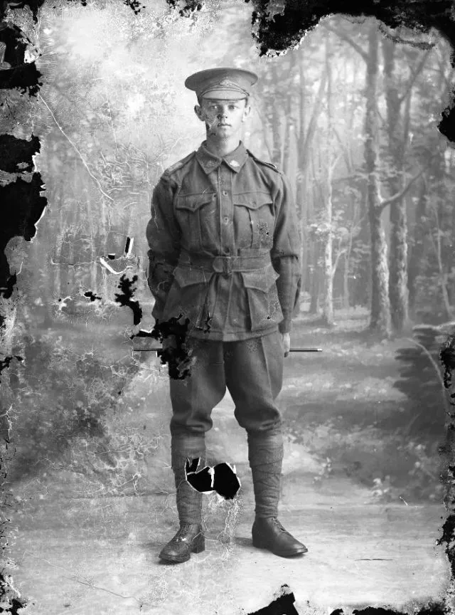 35 portraits de soldats australiens de la première guerre mondiale 35 portraits de soldats australiens de la premiere guerre mondiale 20 35-portraits-de-soldats-australiens-de-la-premiere-guerre-mondiale-20