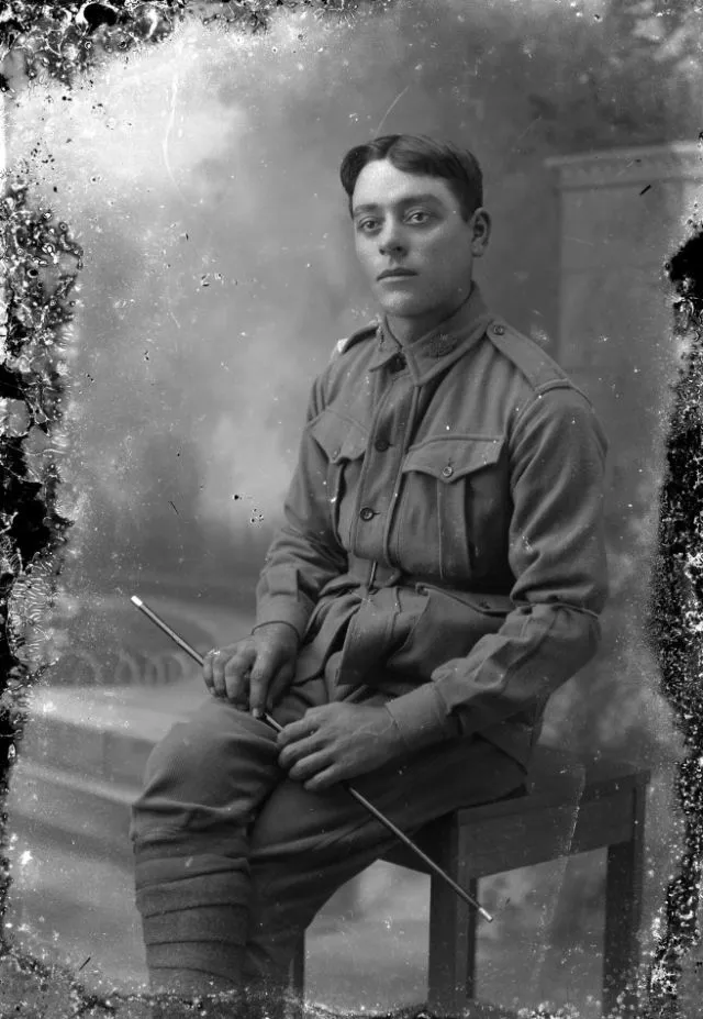 35 portraits de soldats australiens de la première guerre mondiale 35 portraits de soldats australiens de la premiere guerre mondiale 21 35-portraits-de-soldats-australiens-de-la-premiere-guerre-mondiale-21