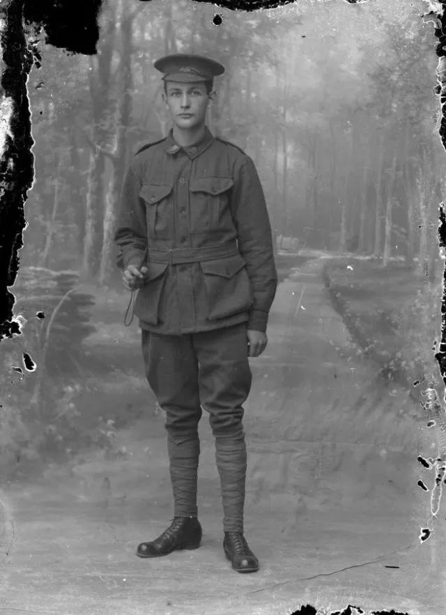 35 portraits de soldats australiens de la première guerre mondiale 35 portraits de soldats australiens de la premiere guerre mondiale 24 35-portraits-de-soldats-australiens-de-la-premiere-guerre-mondiale-24