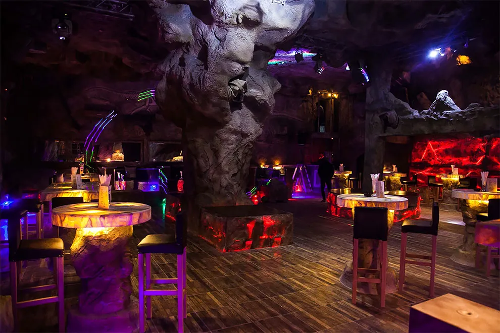 Caves, un hôtel jurassique au bord de la mer rouge Caves un hotel jurassique au bord de la mer rouge egypte hurghada 8 Caves-un-hotel-jurassique-au-bord-de-la-mer-rouge-egypte-hurghada-8