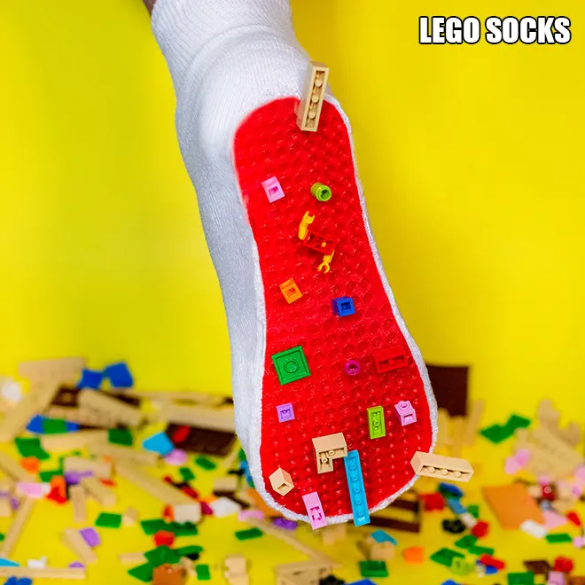 Des inventions inutiles pour résoudre des problèmes qui n'existent pas Des inventions inutiles pour resoudre des problemes qui n existent pas 11 chaussette a lego Des-inventions-inutiles-pour-resoudre-des-problemes-qui-n-existent-pas-11-chaussette-a-lego