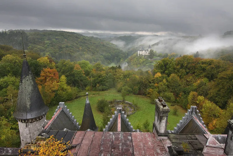 Le château de Noisy (Miranda), château de conte de fée disparu chateau de noisy chateau miranda conte de fee 3 chateau-de-noisy-chateau-miranda-conte-de-fee-3
