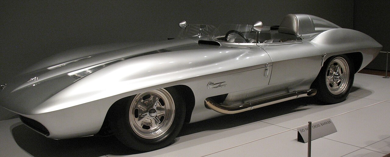 corvette stingray racer xp 87 profil 1959 Corvette Stingray Racer XP-87 de 1959 vue de profil