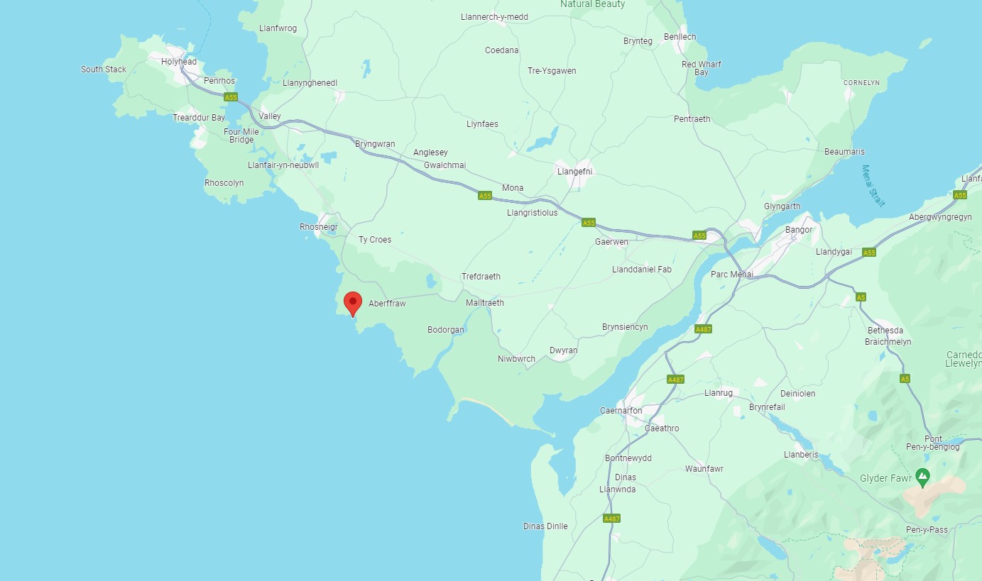 L'église St Cwyfan, la petite église dans la mer eglise St Cwyfan la petite eglise dans la mer anglesey pays de galles maps eglise-St-Cwyfan-la-petite-eglise-dans-la-mer-anglesey-pays-de-galles-maps