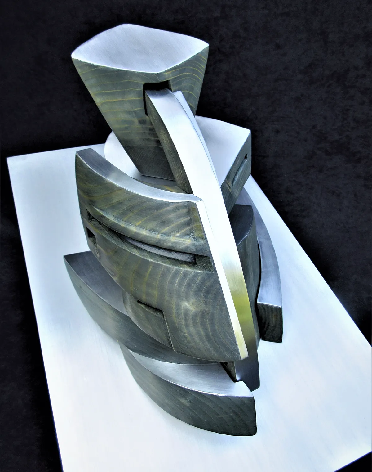 Les sculptures de science fiction de Gábor Borbély les sculptures de science fiction de gabor borbely 9 les-sculptures-de-science-fiction-de-gabor-borbely-9