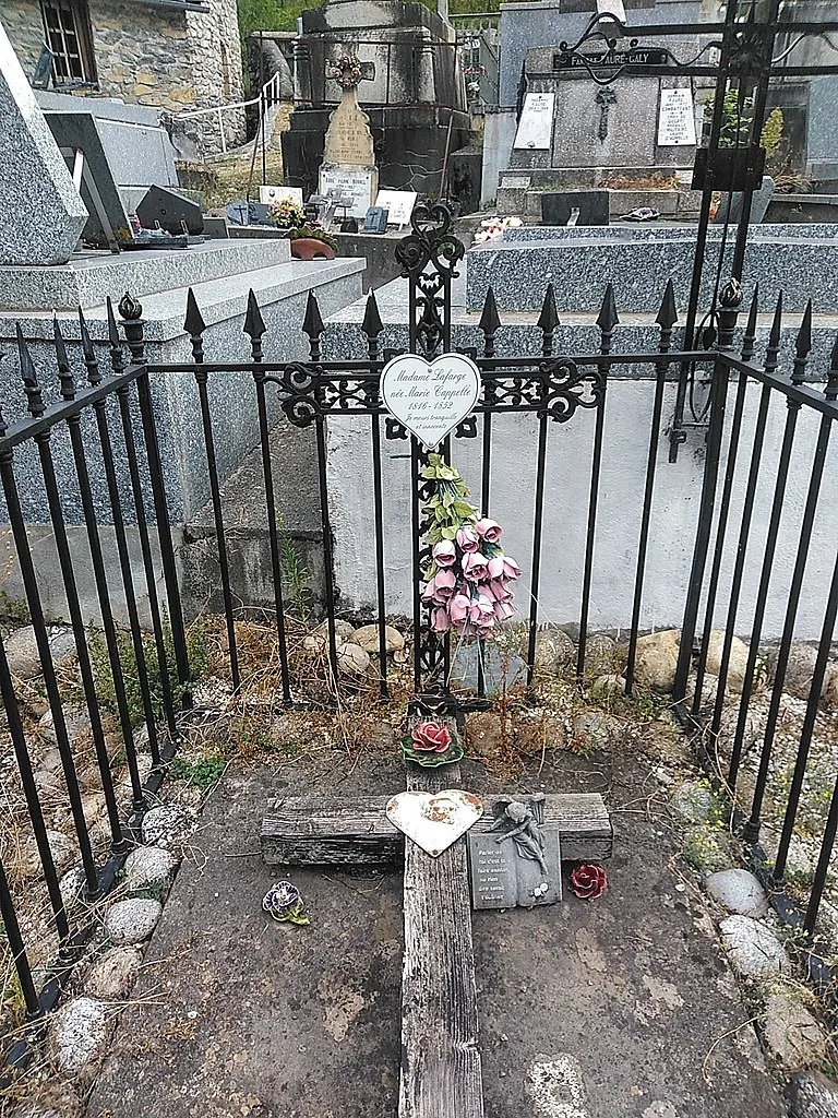 Marie Lafarge, l' empoisonneuse à l'arsenic sepulture marie lafarge orsonnac ussat les bains sepulture-marie-lafarge-orsonnac-ussat-les-bains