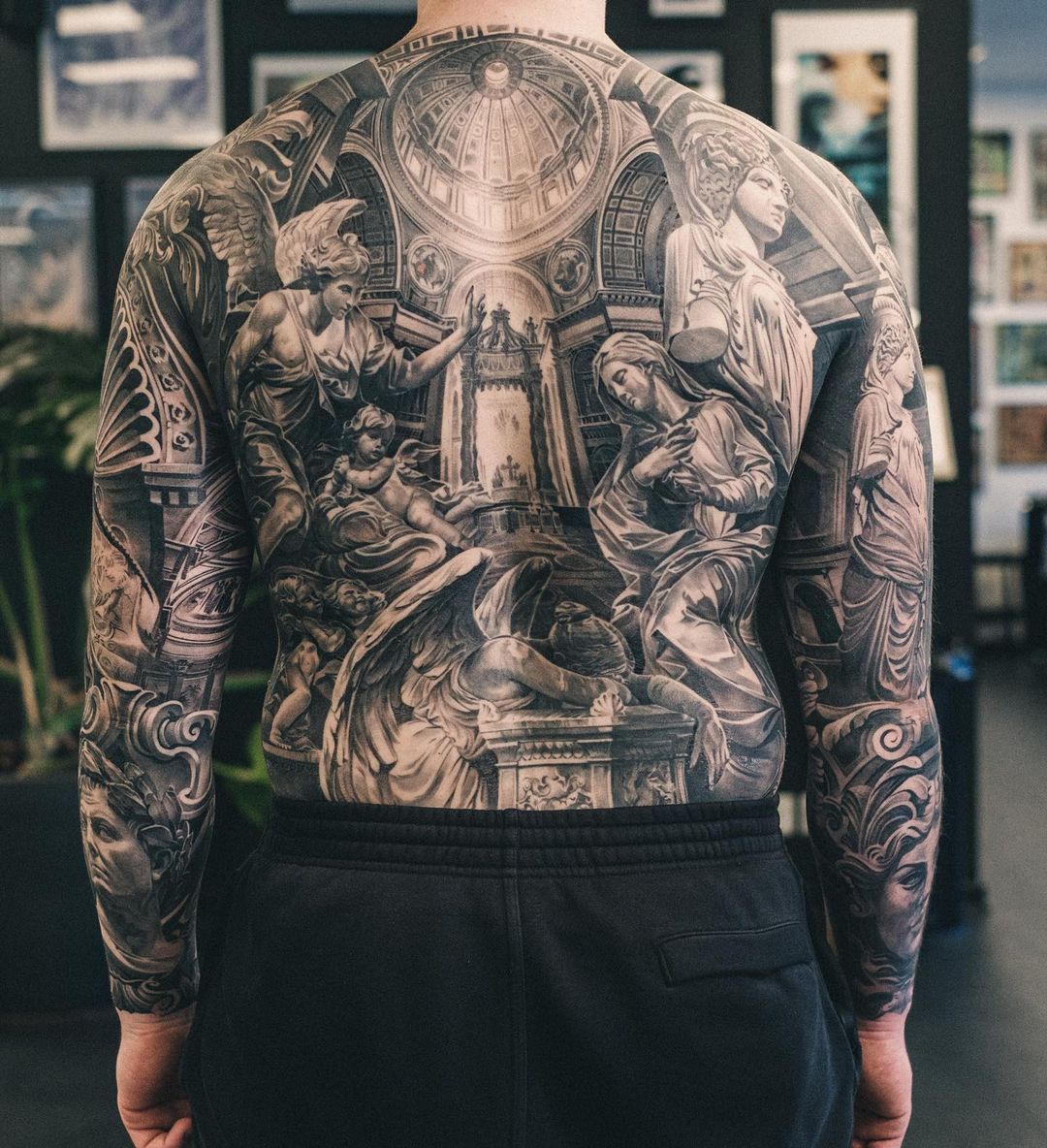 Des tatouages de sculpture et d'architecture par Ruben Jordan Langsted des tatouages de sculpture et darchitecture par ruben jordan langsted 9 des-tatouages-de-sculpture-et-darchitecture-par-ruben-jordan-langsted-9