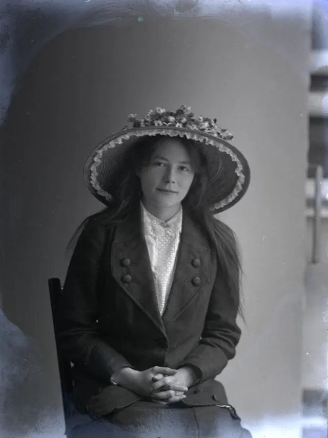Les élégants chapeaux pour femme de la période édouardienne les elegants chapeaux pour femme de la periode edouardienne 43 les-elegants-chapeaux-pour-femme-de-la-periode-edouardienne-43