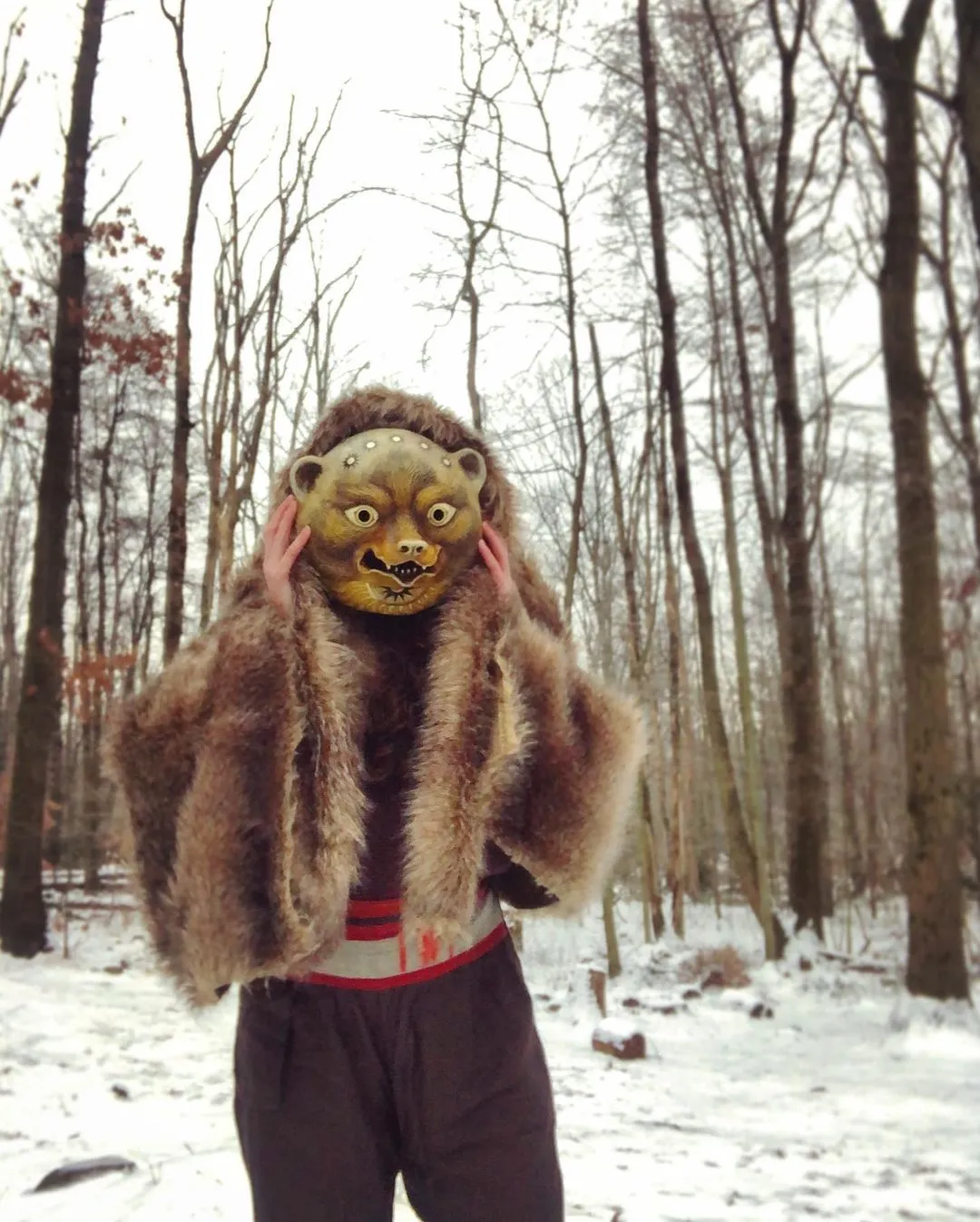 Les masques fantastiques et surréalistes de Kristen Egan les masques fantastiques et surrealistes de kristen egan 10 les-masques-fantastiques-et-surrealistes-de-kristen-egan-10