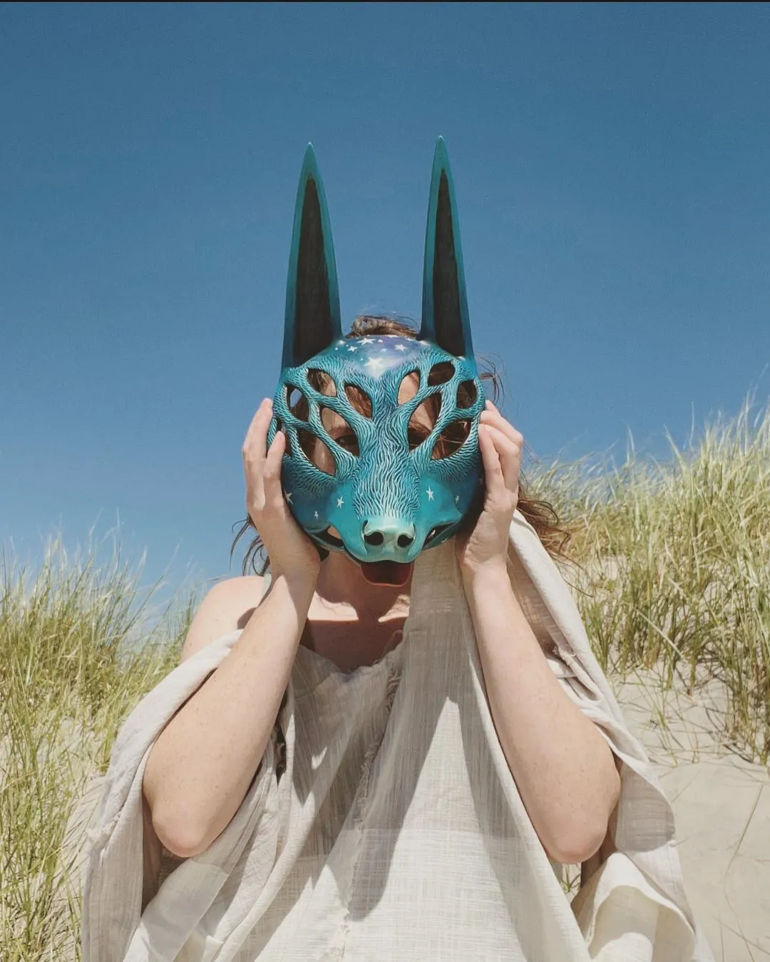 Les masques fantastiques et surréalistes de Kristen Egan les masques fantastiques et surrealistes de kristen egan 7 les-masques-fantastiques-et-surrealistes-de-kristen-egan-7