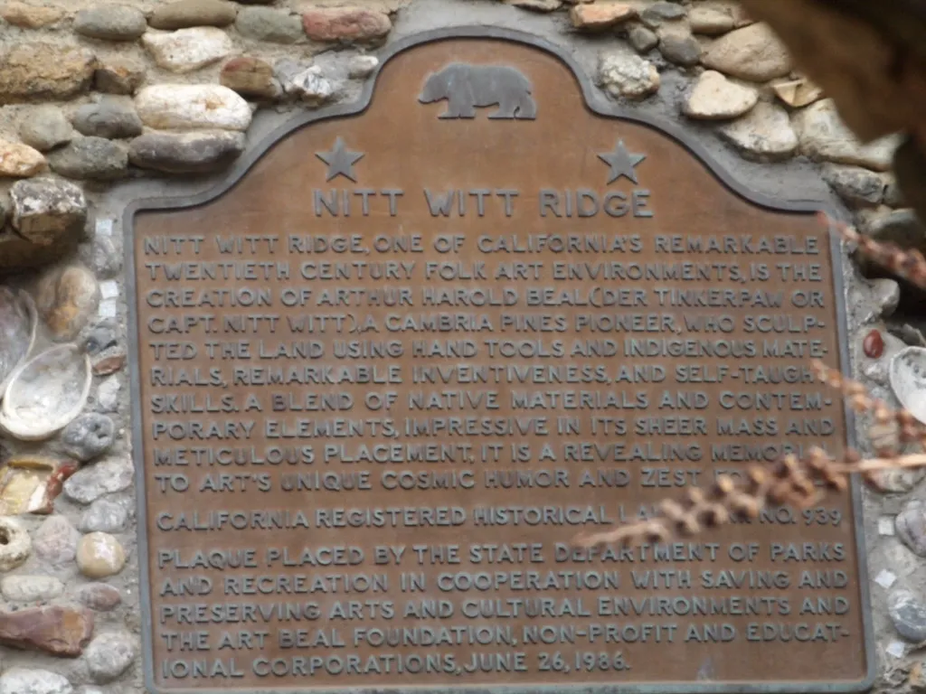 Nitt Witt Ridge, une célèbre maison en matériau de récupération nitt witt ridge une celebre maison en materiau de recuperation 3 nitt-witt-ridge-une-celebre-maison-en-materiau-de-recuperation-3.
