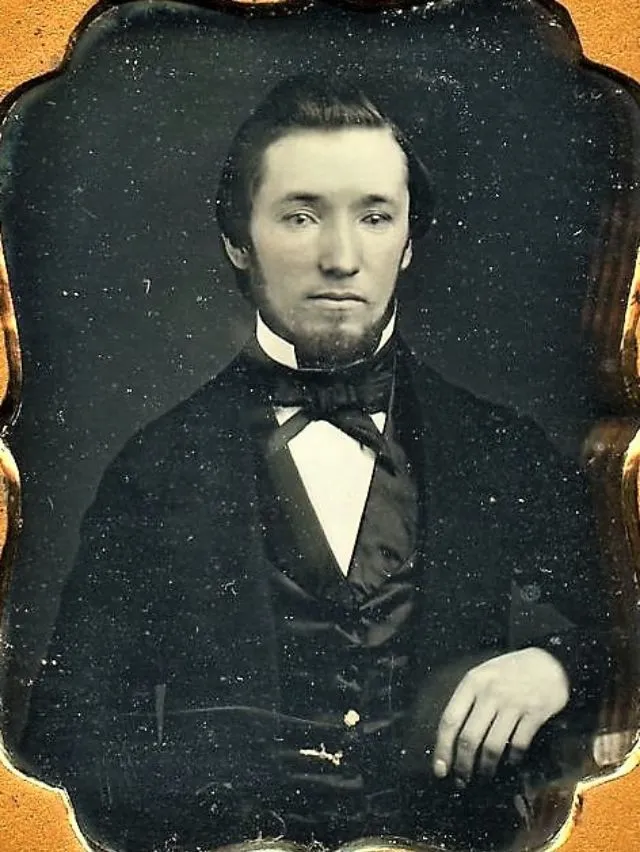 40 exemples de coiffure pour homme au milieu du 19ème siècle 40 exemples de coiffure pour homme au milieu du 19eme siecle 22 40-exemples-de-coiffure-pour-homme-au-milieu-du-19eme-siecle-22