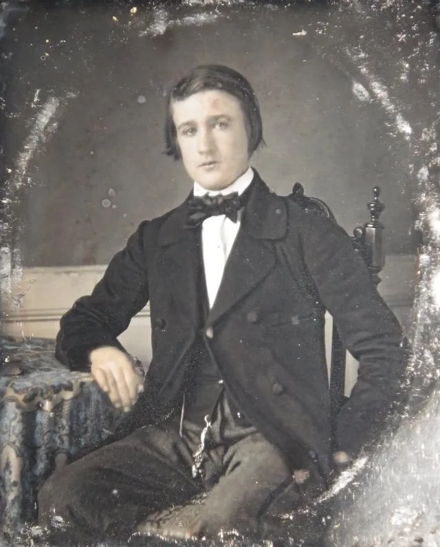 40 exemples de coiffure pour homme au milieu du 19ème siècle 40 exemples de coiffure pour homme au milieu du 19eme siecle 35 40-exemples-de-coiffure-pour-homme-au-milieu-du-19eme-siecle-35