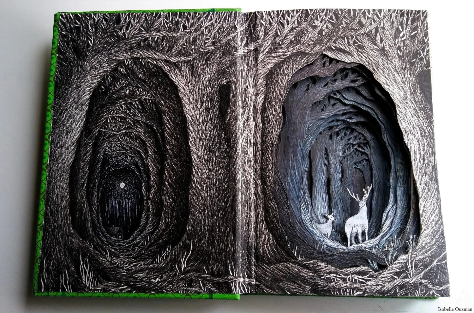 Des sculptures de scènes fantastiques dans des livres de Isobelle Ouzman des sculptures de scenes fantastiques dans des livres de isobelle ouzman 7 des-sculptures-de-scenes-fantastiques-dans-des-livres-de-isobelle-ouzman-7