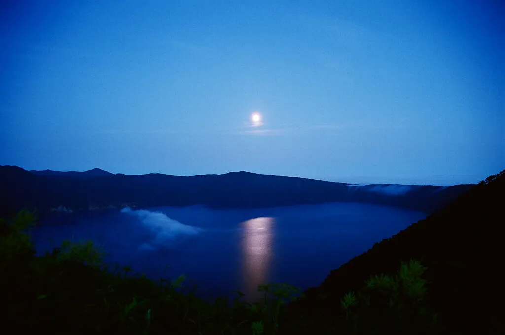Le lac Mashu, le lac des dieux le lac mashu lac des dieux hokkaido japon 11 le-lac-mashu-lac-des-dieux-hokkaido-japon-11