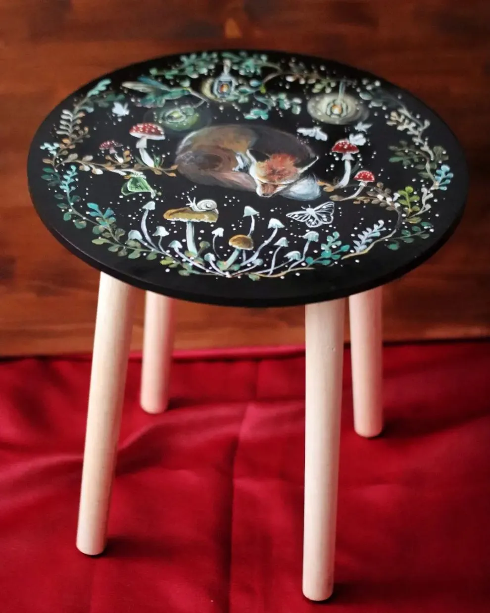 Des miroirs peints et autres objets à la décoration fantastique des miroirs peints et autres objets a la decoration fantastique 15 des-miroirs-peints-et-autres-objets-a-la-decoration-fantastique-15