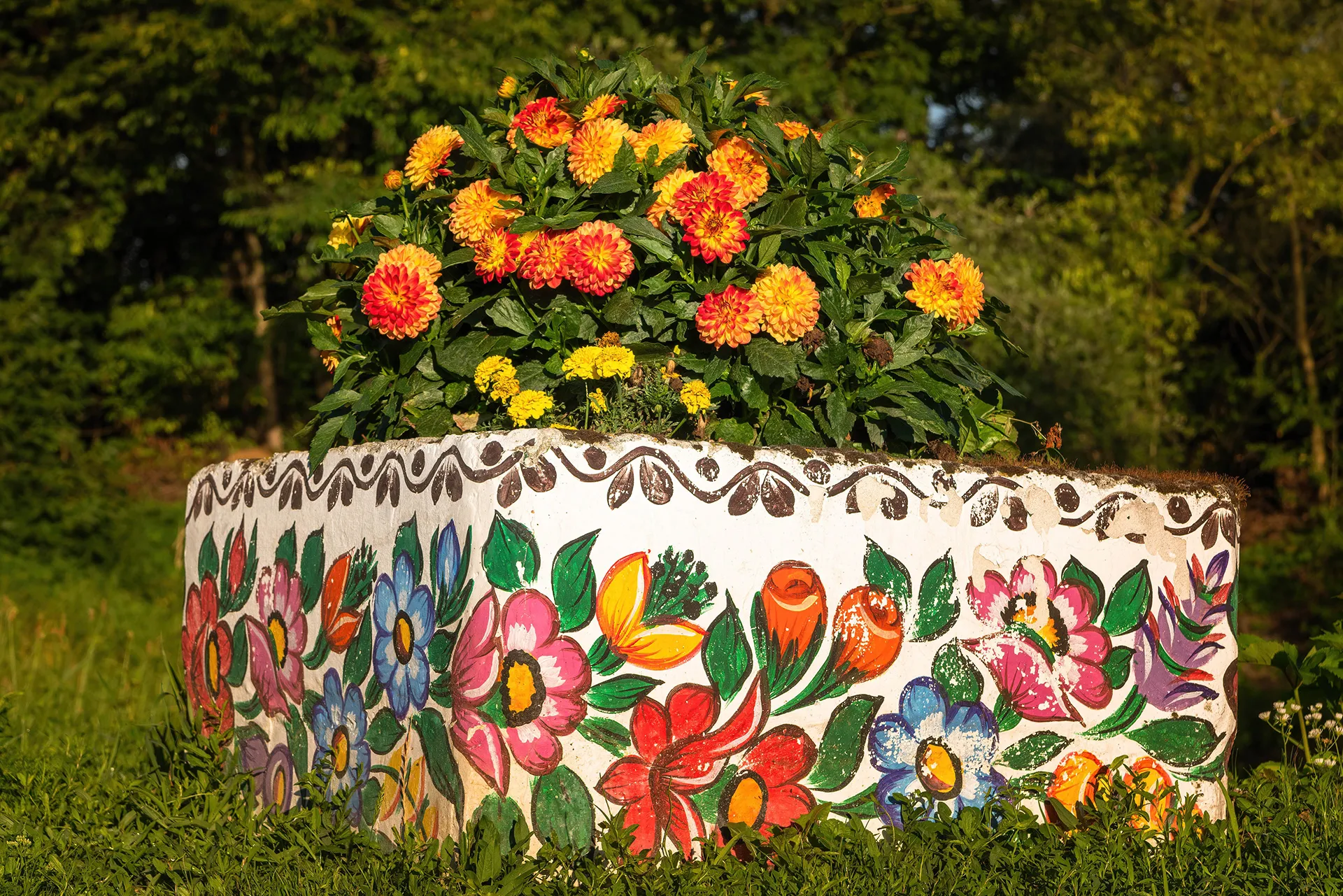 Quelques clichés de Zalipie par Michał Skarbiński quelques cliches de zalipie par michal skarbinski 16 quelques-cliches-de-zalipie-par-michal-skarbinski-16