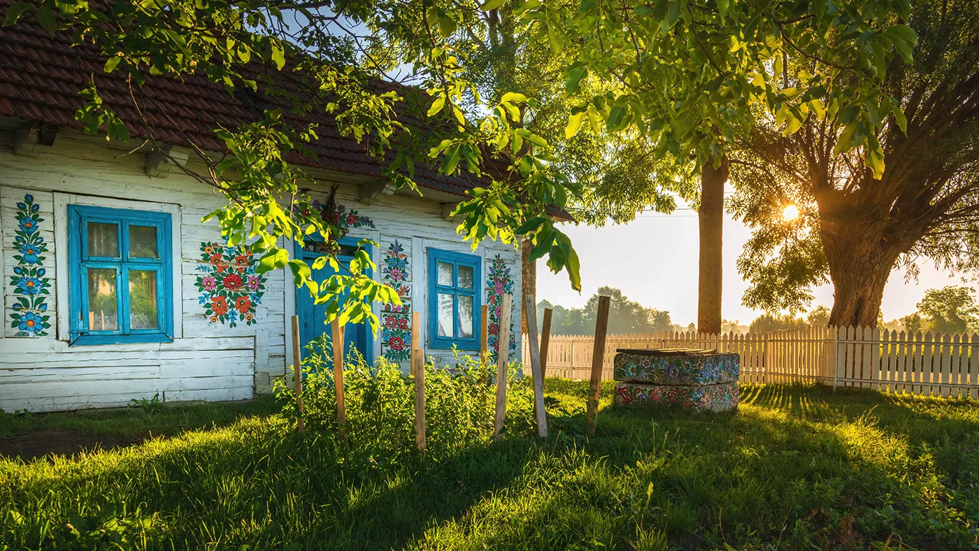 Quelques clichés de Zalipie par Michał Skarbiński quelques cliches de zalipie par michal skarbinski 2 quelques-cliches-de-zalipie-par-michal-skarbinski-2