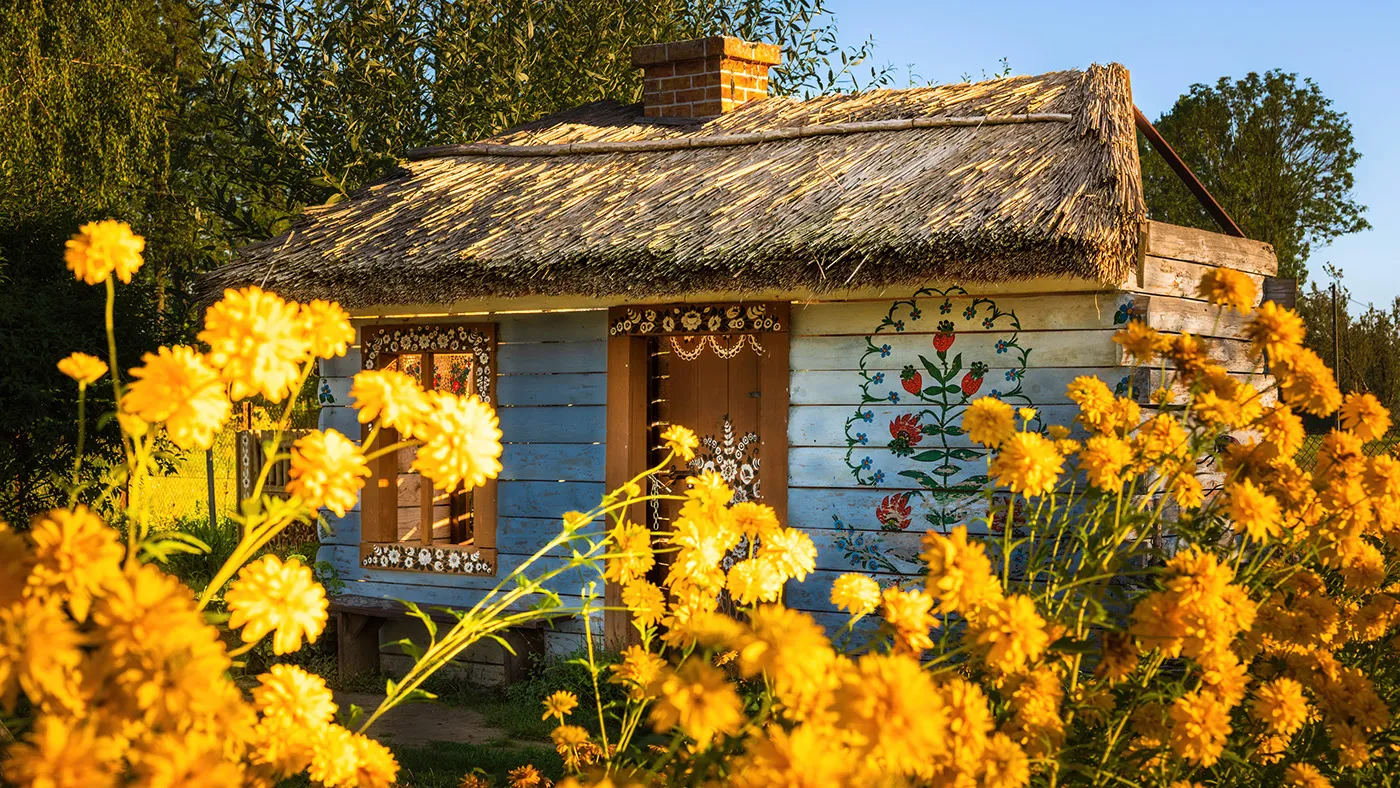 Quelques clichés de Zalipie par Michał Skarbiński quelques cliches de zalipie par michal skarbinski 4 quelques-cliches-de-zalipie-par-michal-skarbinski-4