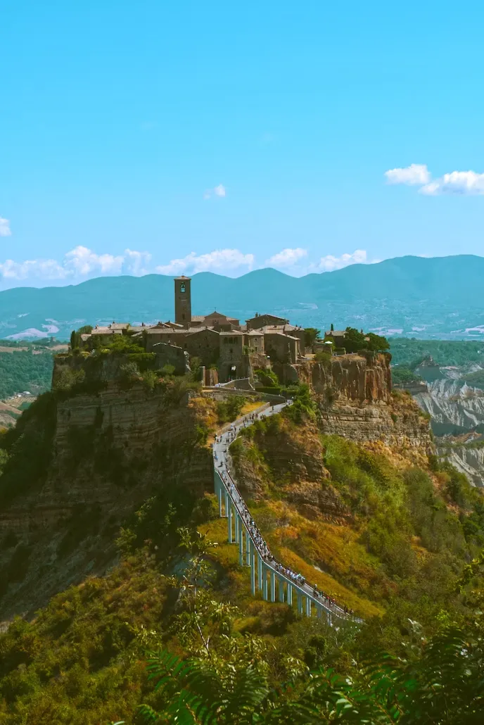 8 villages en altitude, des endroits préservés par le temps 8 villages en altitude des endroits preserves par le temps 1 civita di bagnoregio 1 8-villages-en-altitude-des-endroits-preserves-par-le-temps-1-civita-di-bagnoregio-1