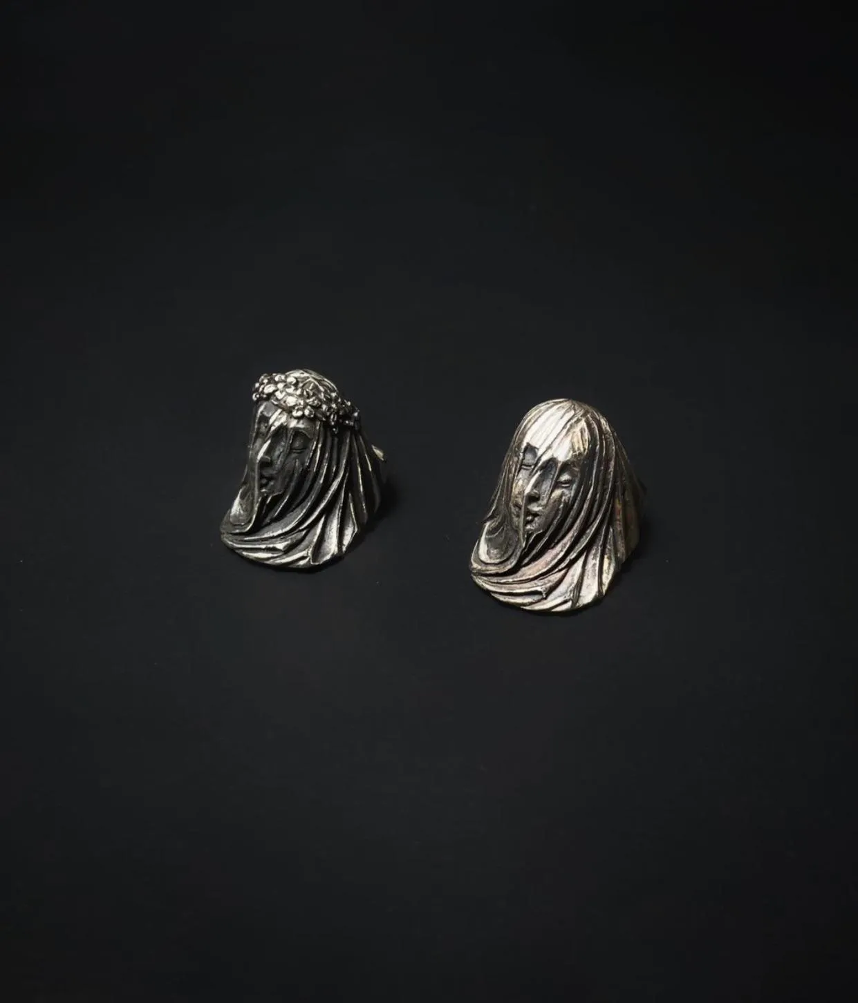 De magnifiques bagues aztèques et autres bijoux en argent de magnifiques bagues azteques et autres bijoux en argent maya 7 de-magnifiques-bagues-azteques-et-autres-bijoux-en-argent-maya-7. Bagues en forme de mariées