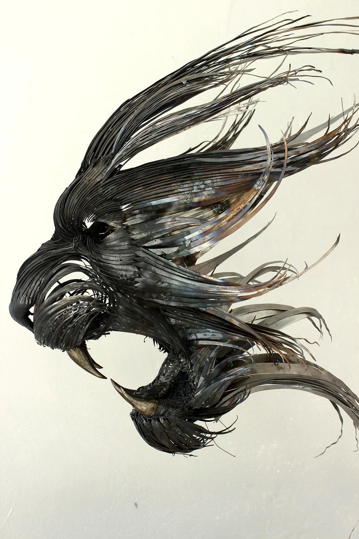 Des sculptures d'animaux en bandes métalliques par Selçuk Yılmaz des sculptures danimaux en bandes metalliques par selcuk yilmaz 3 tigre des-sculptures-danimaux-en-bandes-metalliques-par-selcuk-yilmaz-3-tigre