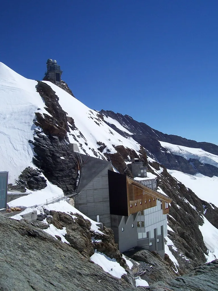 La gare de Jungfraujoch, plus haute gare d'Europe la gare de jungfraujoch plus haute gare d europe 2 la-gare-de-jungfraujoch-plus-haute-gare-d-europe-2